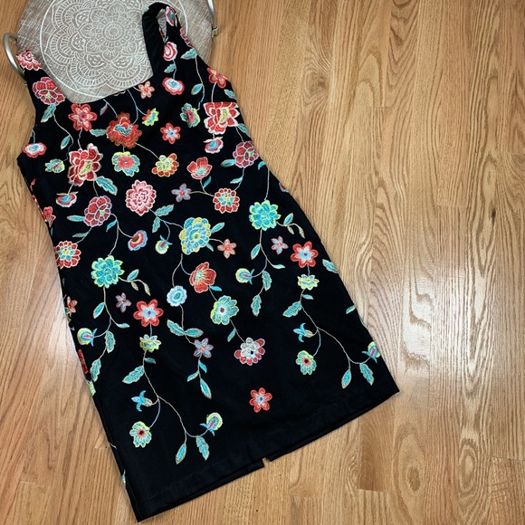 Catherine Malandrino Dresses & Skirts - Catherine Maladrino Floral Embroidered Dress 12